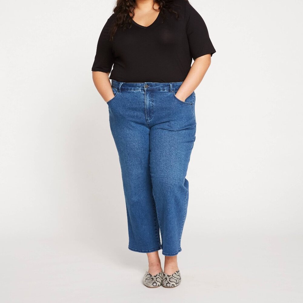 NWT Universal Standard Bae Boyfriend Crop Jeans Plus Size 38 7X
